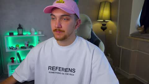 Snapshot of aalexxxxxx chatting on 02.04.25 Alex online show from 02.04.25