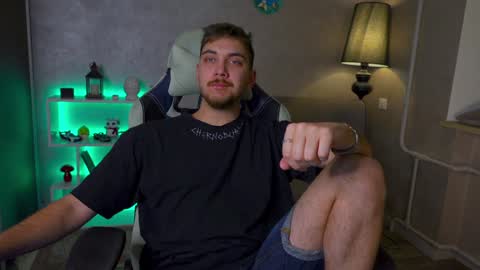 Snapshot of aalexxxxxx chatting on 02.08.25 Alex online show from 02.08.25