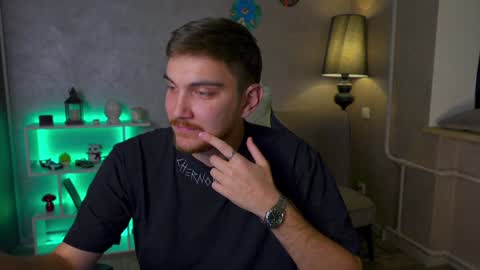 Snapshot of aalexxxxxx chatting on 02.08.25 Alex online show from 02.08.25