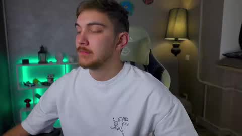 Snapshot of aalexxxxxx chatting on 02.09.25 Alex online show from 02.09.25