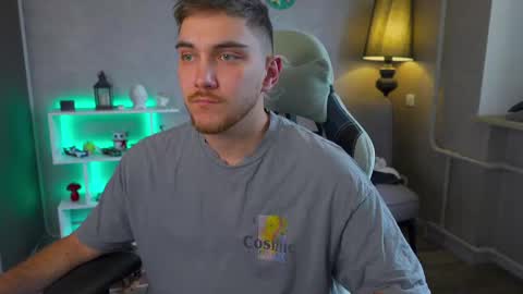 Snapshot of aalexxxxxx chatting on 02.19.25 Alex online show from 02.19.25