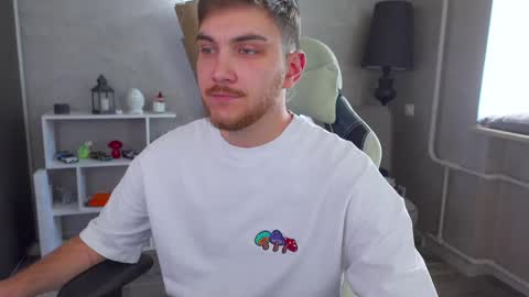 Snapshot of aalexxxxxx chatting on 03.09.25 Alex online show from 03.09.25