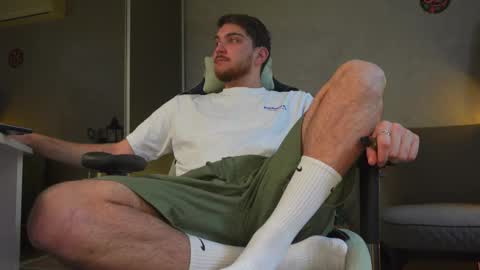 Snapshot of aalexxxxxx chatting on 09.28.25 Alex online show from 09.28.25