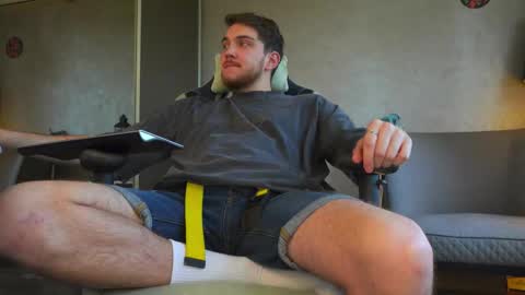 Snapshot of aalexxxxxx chatting on 10.04.25 Alex online show from 10.04.25