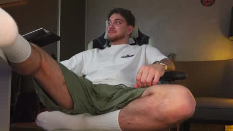 Snapshot of aalexxxxxx chatting on 10.10.25 Alex online show from 10.10.25