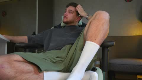 Snapshot of aalexxxxxx chatting on 10.11.25 Alex online show from 10.11.25