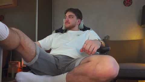 Snapshot of aalexxxxxx chatting on 10.16.25 Alex online show from 10.16.25