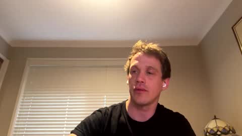 Snapshot of aanal341330 chatting on 09.18.25 Kris online show from 09.18.25