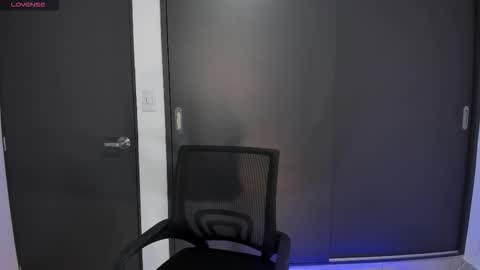 andrea online show from 10.18.25