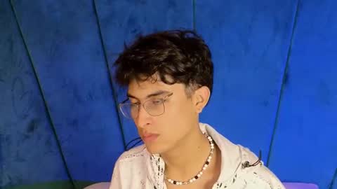 Aaron Ezequiel online show from 10.16.25