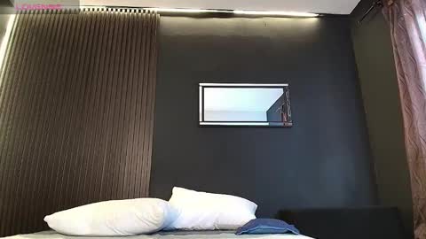 Snapshot of aaron_jassell1 chatting on 03.01.25 Aaron and Jassell online show from 03.01.25