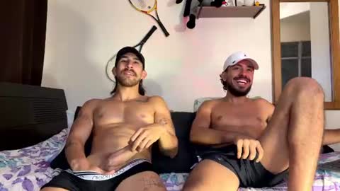 Snapshot of aaron_wheel chatting on 06.19.26 aaron_wheel online show from 06.19.26