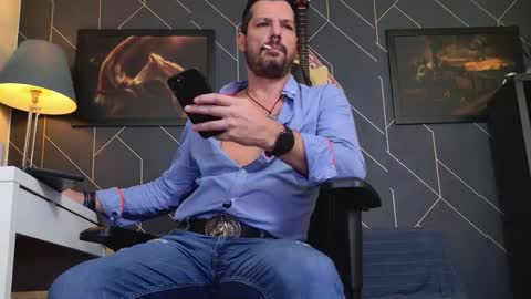 Aaron online show from 11.01.25