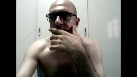 Snapshot of aayaadx chatting on 05.19.26 AAYAADX online show from 05.19.26