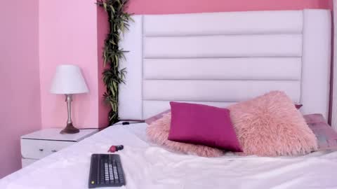 abbey_walker online show from 02.26.25