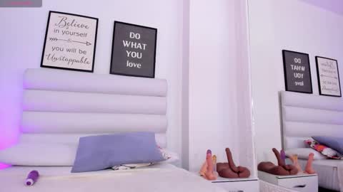 abbey_walker online show from 03.26.26