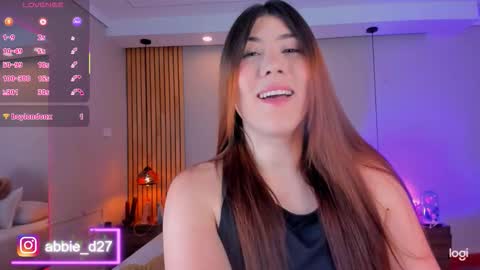 Abbie Edmond  online show from 09.20.25