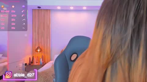 Abbie Edmond  online show from 10.12.25