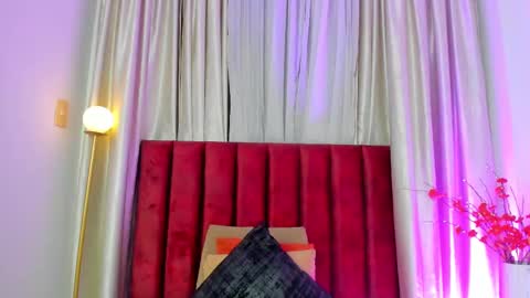 Abbie Joness online show from 09.26.25