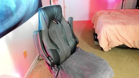 Abbie  Morgan online show from 11.30.25