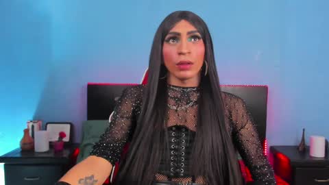 Abbigail Fuster  online show from 01.08.25