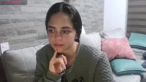 Snapshot of abby_jensen chatting on 01.08.25 abby jense online show from 01.08.25