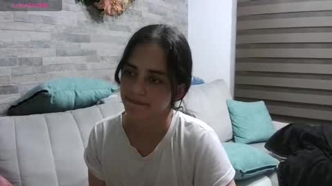 Snapshot of abby_jensen chatting on 01.10.25 abby jense online show from 01.10.25