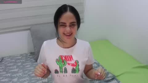 Snapshot of abby_jensen chatting on 10.01.25 abby jense online show from 10.01.25