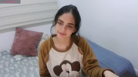 Snapshot of abby_jensen chatting on 10.18.25 abby jense online show from 10.18.25