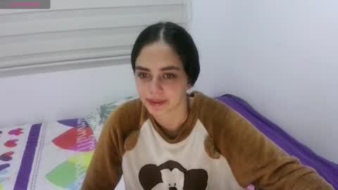 Snapshot of abby_jensen chatting on 11.19.25 abby jense online show from 11.19.25