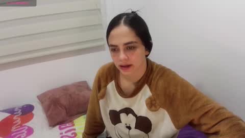 Snapshot of abby_jensen chatting on 12.20.25 abby jense online show from 12.20.25