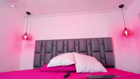 abbyadams23 online show from 11.11.25