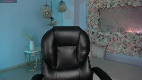 Snapshot of abbydalton chatting on 04.19.26 Abby Dalton online show from 04.19.26