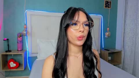 Snapshot of abbydixon1 chatting on 03.07.25 Abby Dixon  online show from 03.07.25
