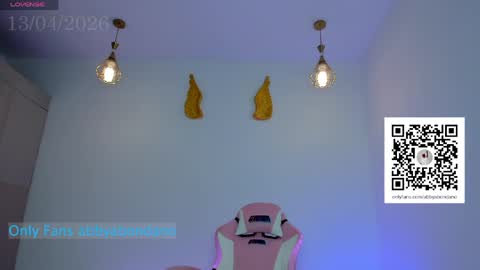 Snapshot of abbyfinet chatting on 04.14.26 A B B Y online show from 04.14.26