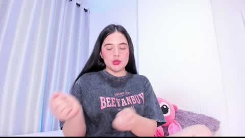 Snapshot of abbyfoxx_ chatting on 12.19.24 Abby online show from 12.19.24