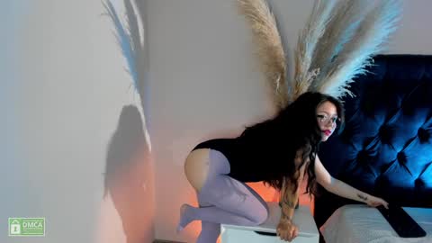 INSTAGRAM abby hall82 online show from 02.09.25