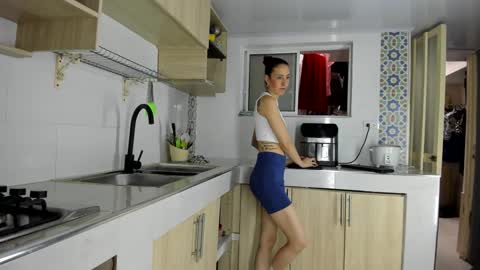 sara online show from 09.13.25