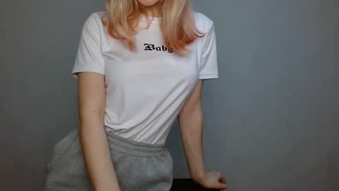 Snapshot of abbymoore__ chatting on 01.13.25 Abby Lovense is active online show from 01.13.25