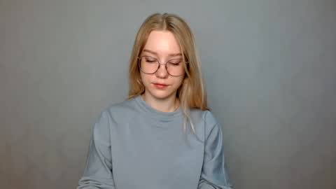 Snapshot of abbymoore__ chatting on 02.25.25 Abby Lovense is active online show from 02.25.25