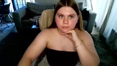 abbyvibe online show from 10.20.25