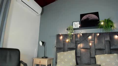 Snapshot of abbywathson chatting on 04.30.26 A B B Y online show from 04.30.26