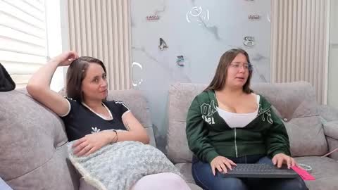 Snapshot of abella_as_ chatting on 05.04.26 abella_as_ online show from 05.04.26
