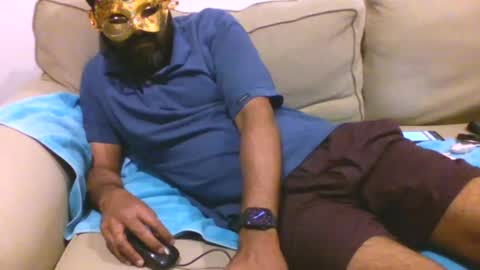 Naked Gentleman online show from 12.21.24