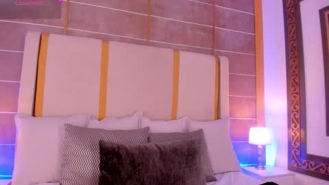    online show from 10.03.25