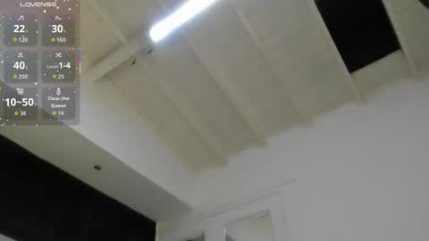 Snapshot of abigailwilliams_ chatting on 10.24.25 Abigail online show from 10.24.25