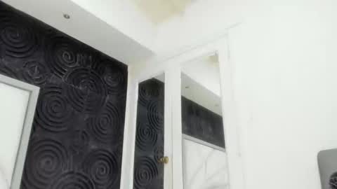 Snapshot of abigailwilliams_ chatting on 10.29.25 Abigail online show from 10.29.25