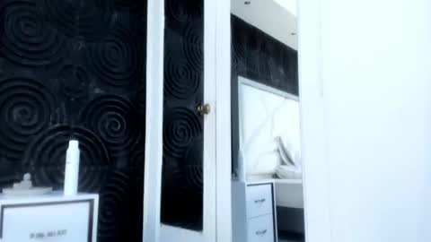 Snapshot of abigailwilliams_ chatting on 11.06.25 Abigail online show from 11.06.25