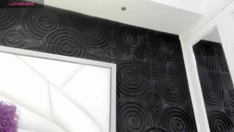 Snapshot of abigailwilliams_ chatting on 11.11.25 Abigail online show from 11.11.25