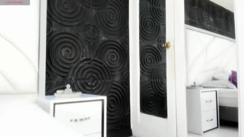 Snapshot of abigailwilliams_ chatting on 11.17.25 Abigail online show from 11.17.25